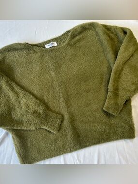 Double Zero Olive Green Fuzzy Crew Neck Sweater